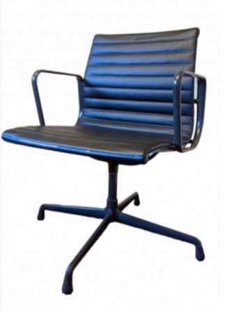 Eames Aluminium Group Side Chair in Black