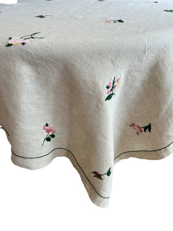 French Linen Tablecloth With 12 Serviettes