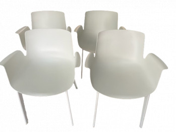 Piuma White Dining Chairs by Piero Lissoni