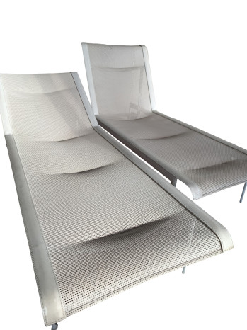 A Pair of Richard Schultz 1966 Collection Sun Lounges