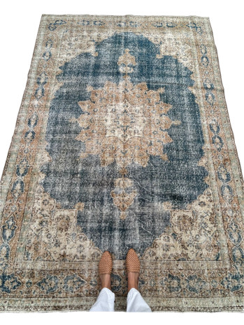 Gia Area Rug