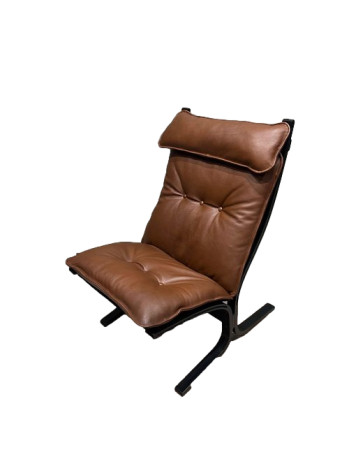 High Back Siesta Chair with Headrest By Ingmar Relling