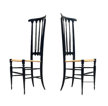 Pair of Spade Chiavari Chairs